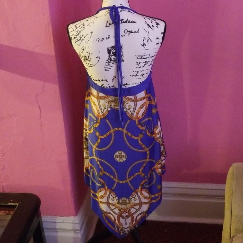 Dress - Picture 2 of 2